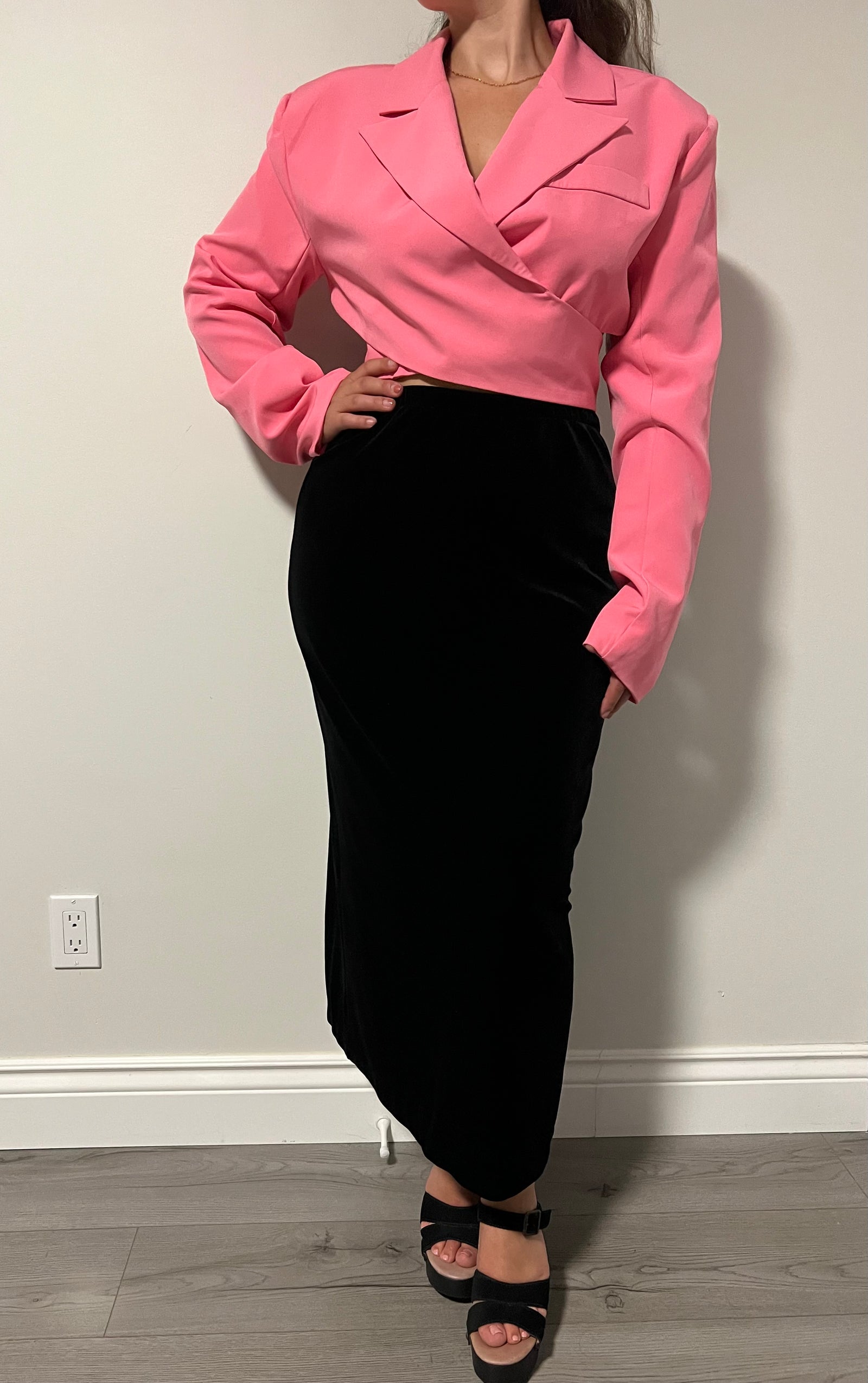 Veston court rose Lumina