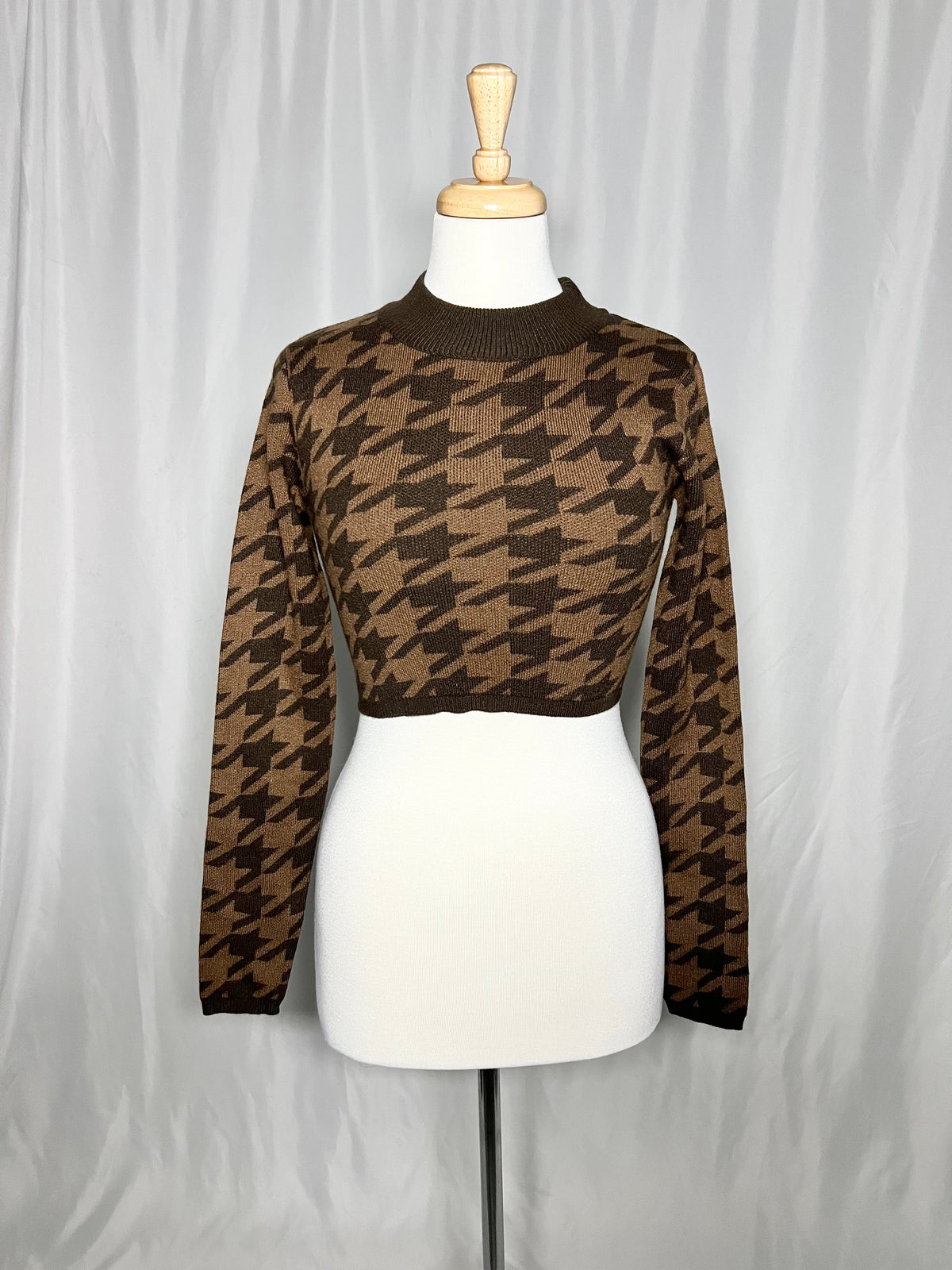 Brown patterned sweater