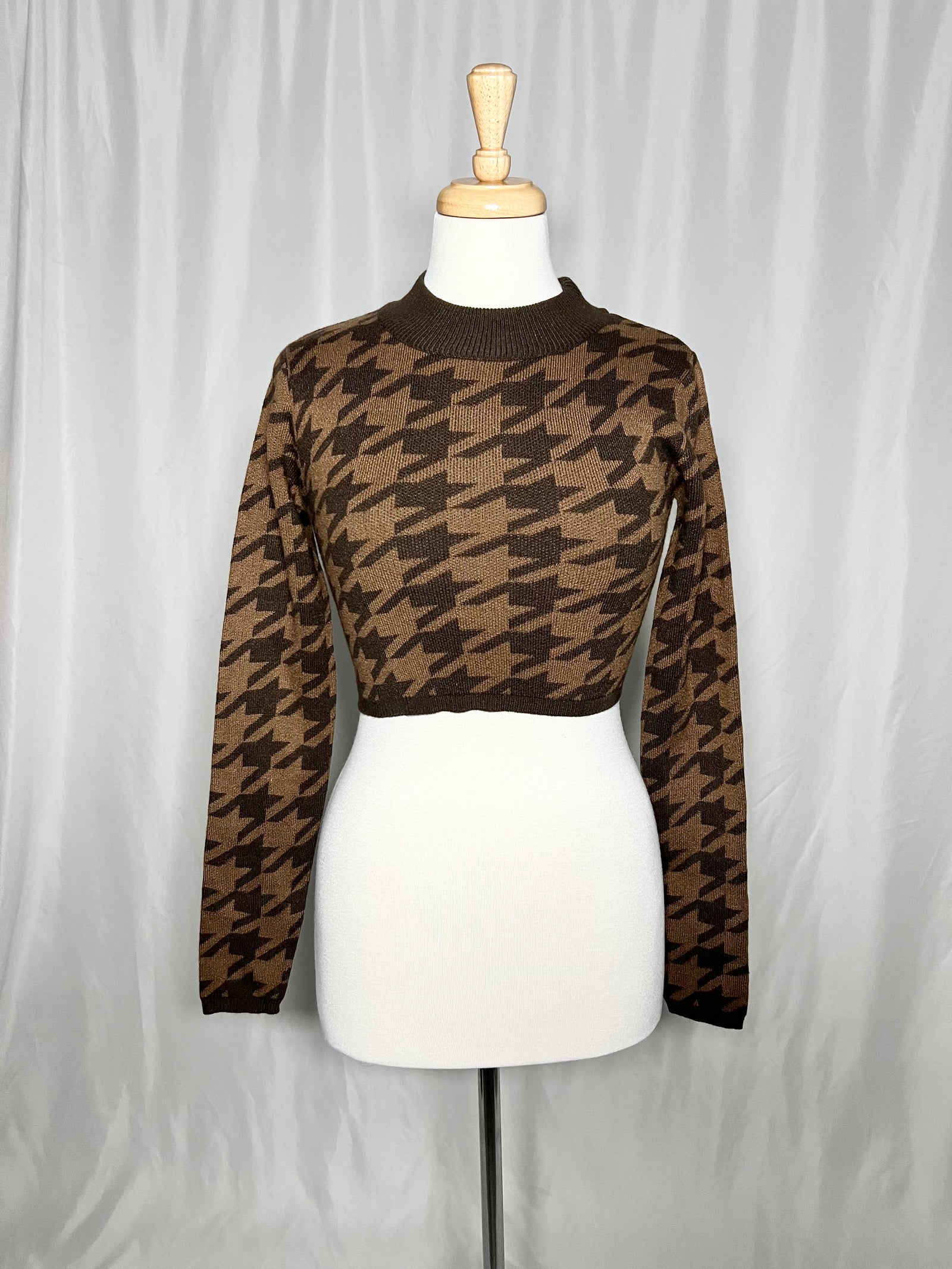 Brown patterned sweater