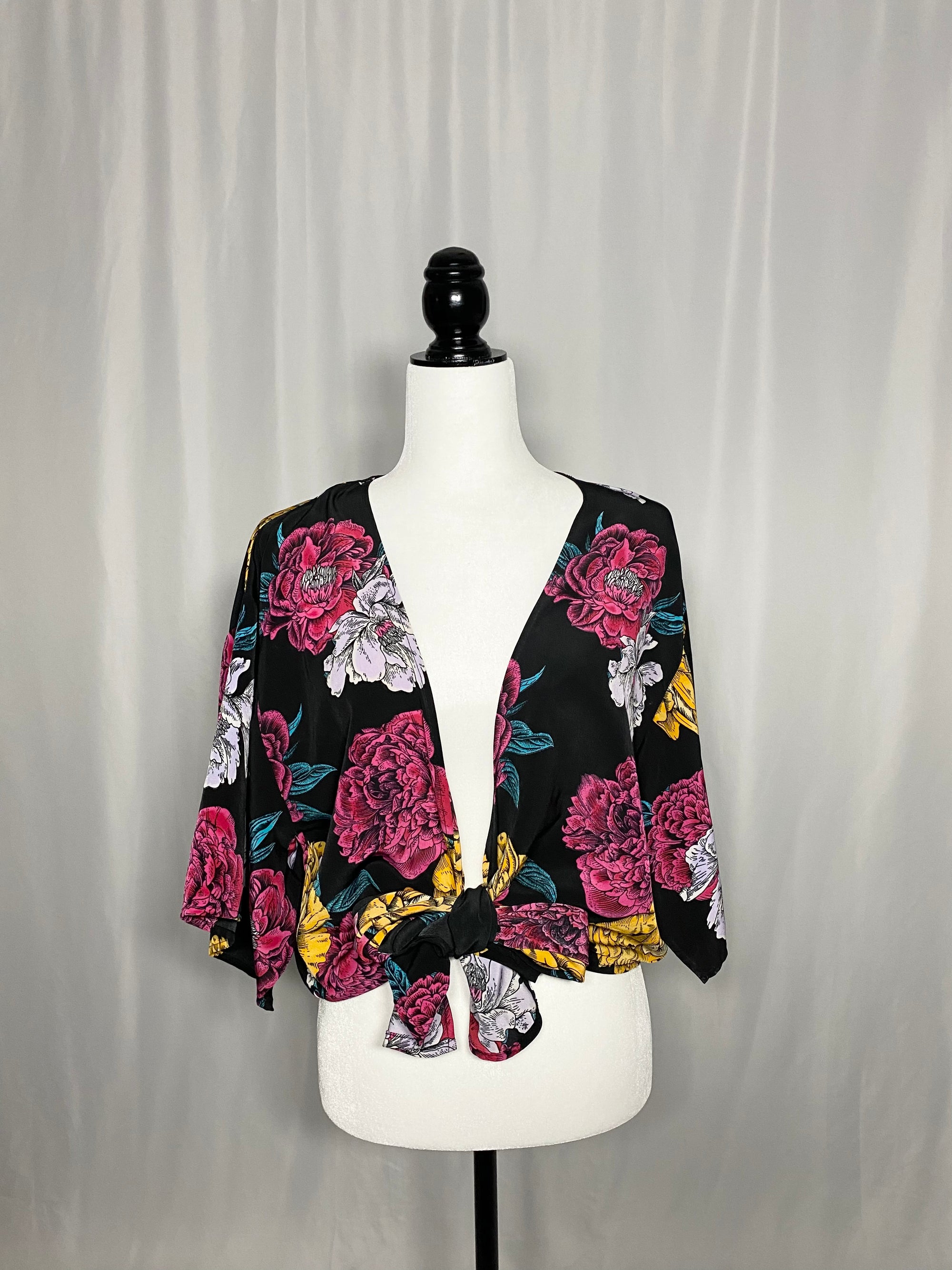 Streetwear Society Floral Top