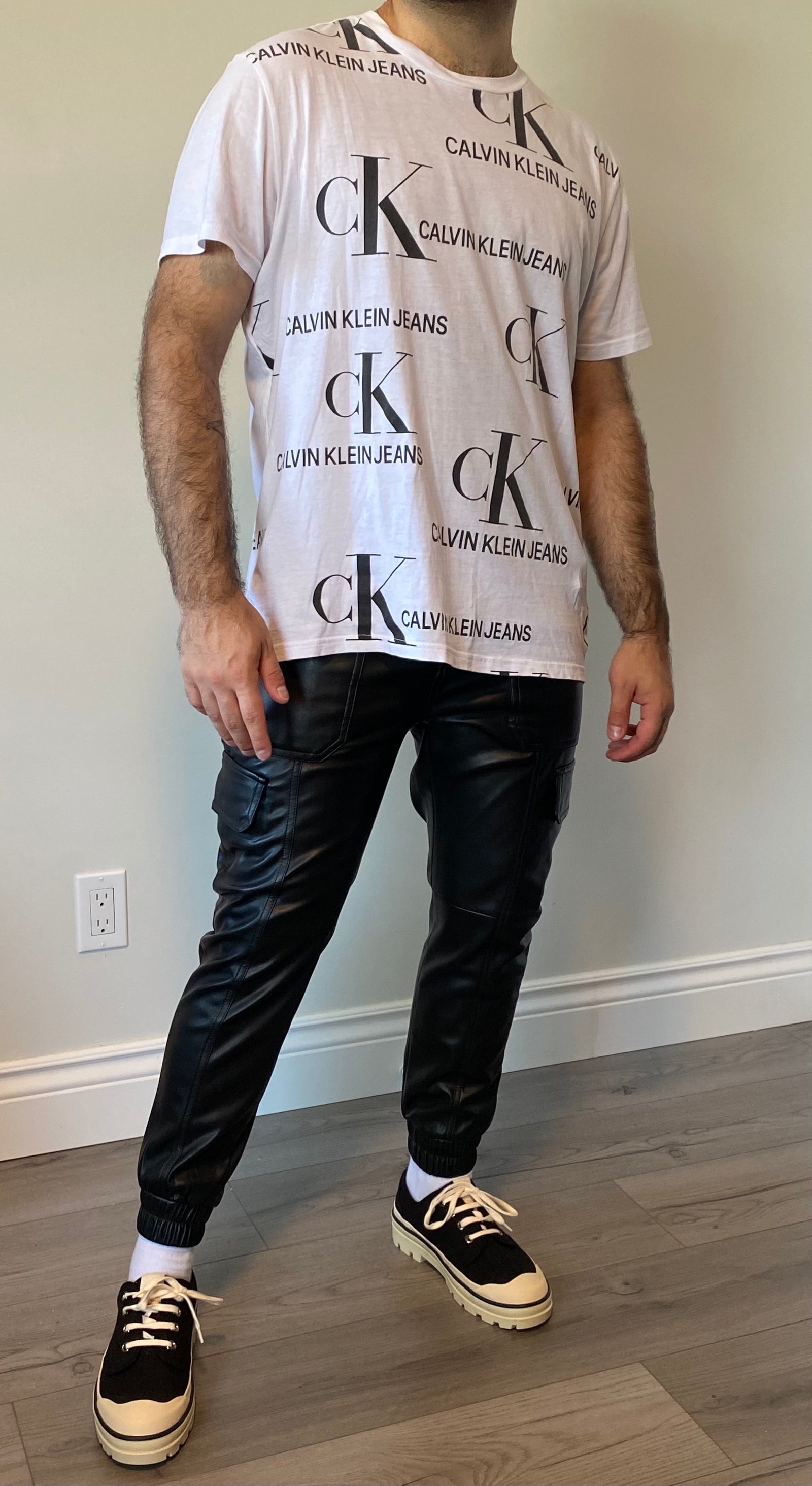 Calvin Klein T-shirt