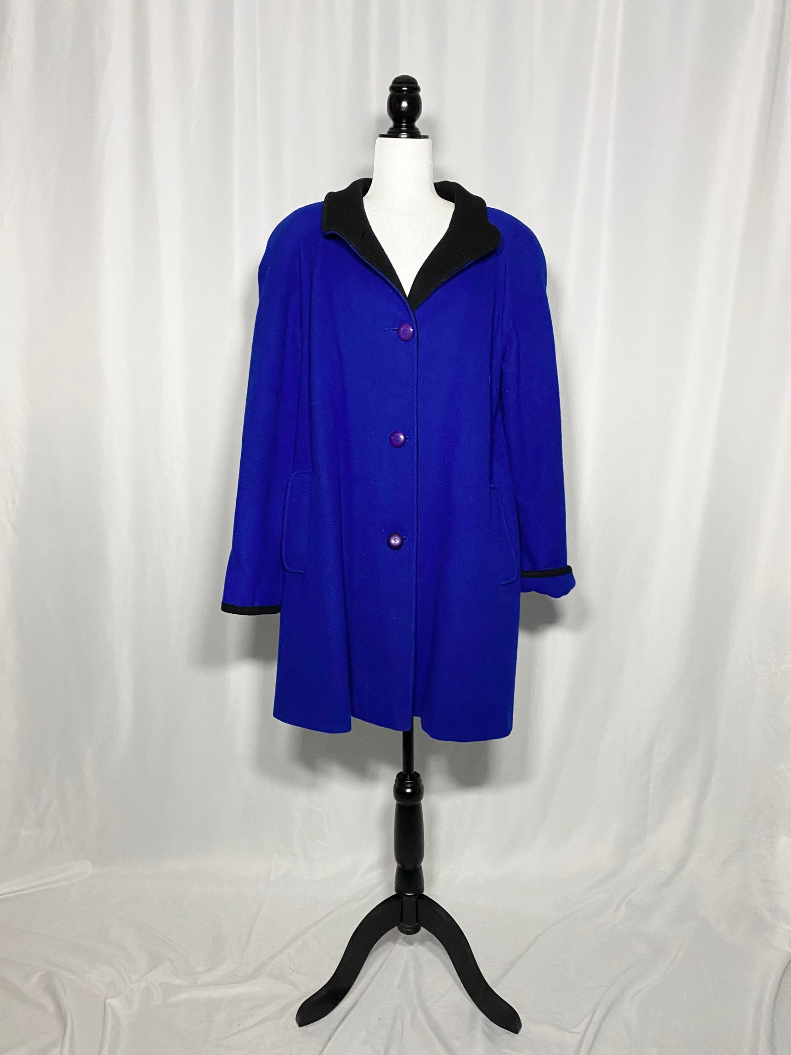 Irving Posluns Vintage Coat