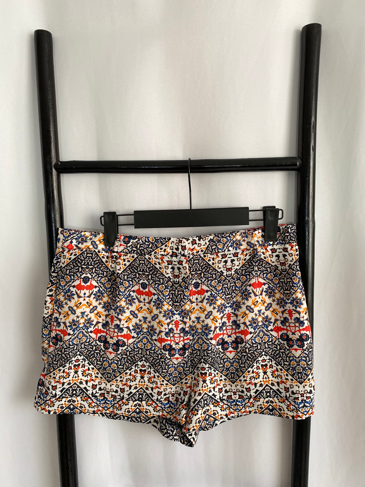 Patterned shorts Topshop Petite