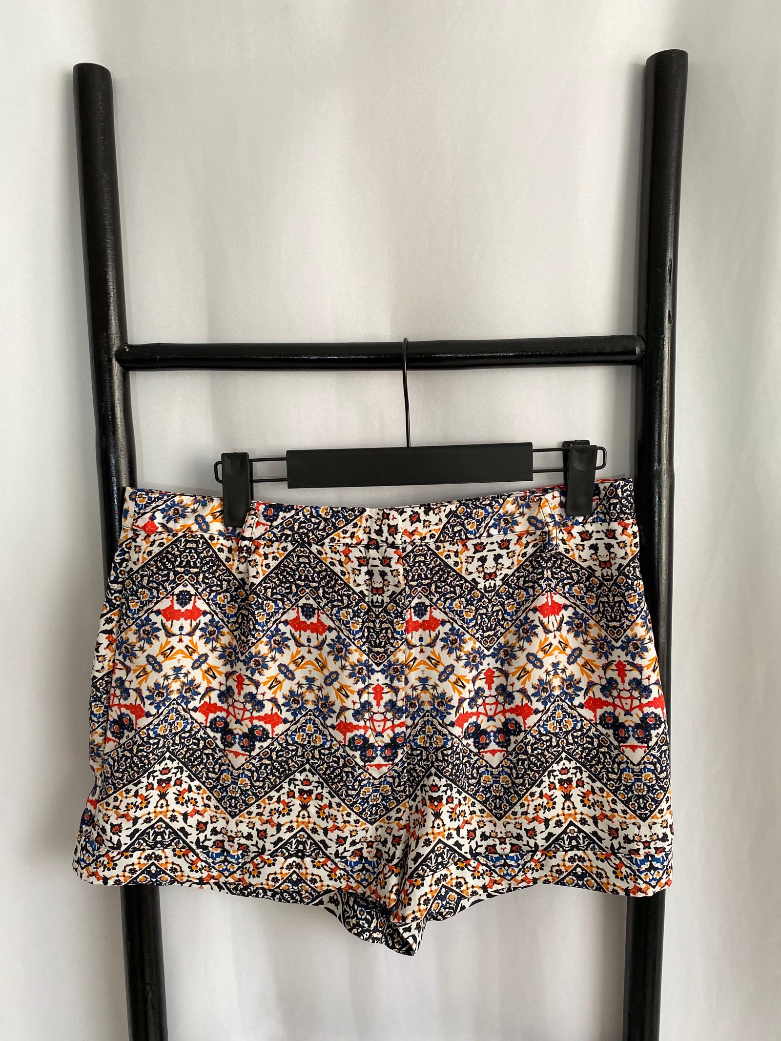 Patterned shorts Topshop Petite