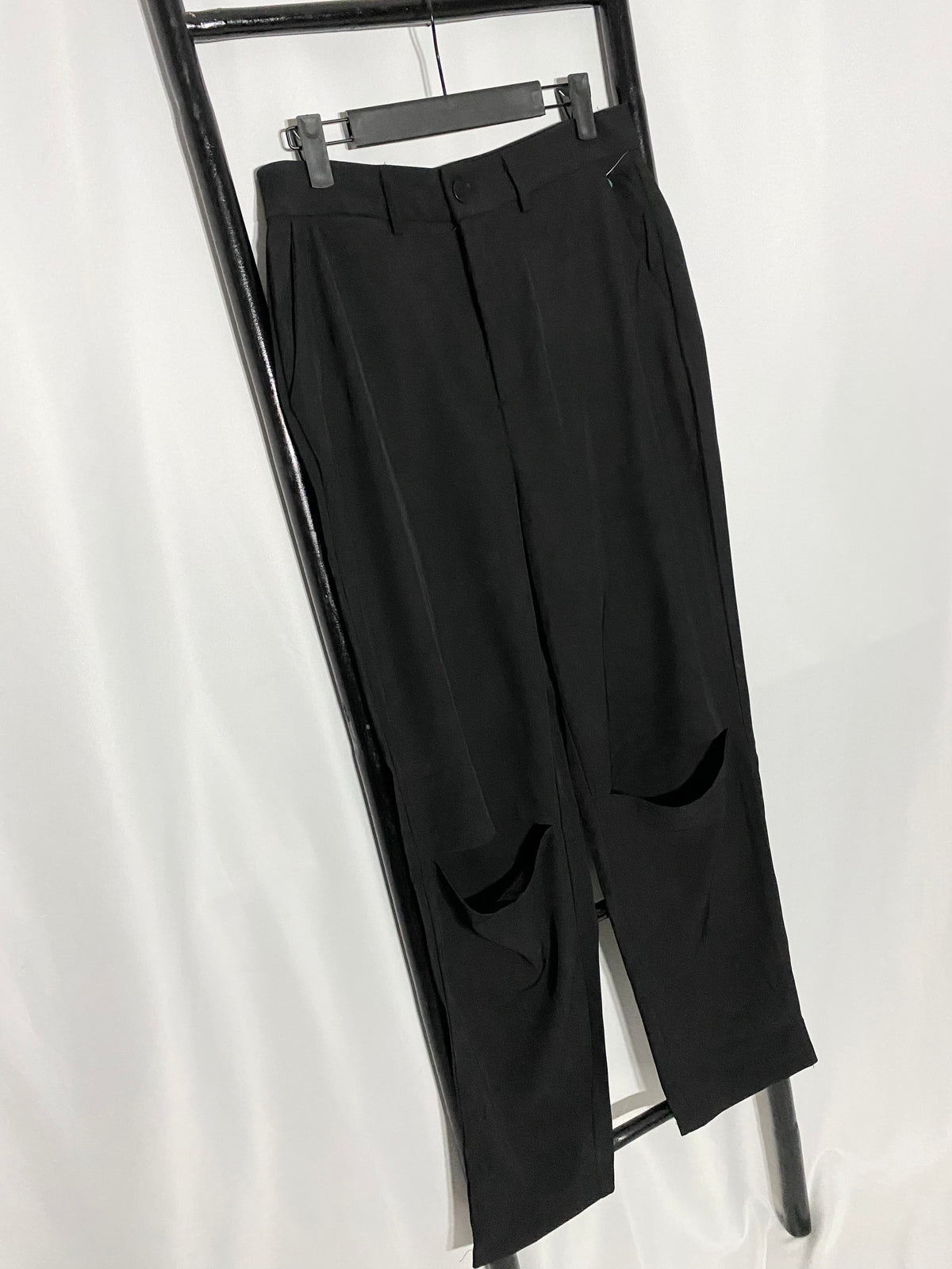 Momokrom split knee pants