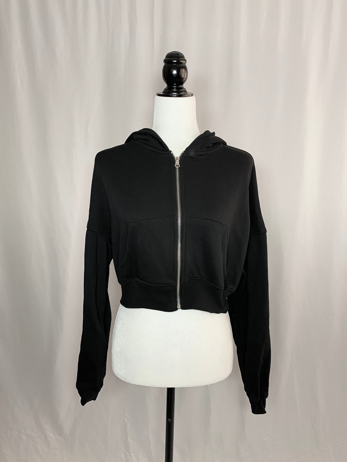 H&amp;M Cropped Hoodie